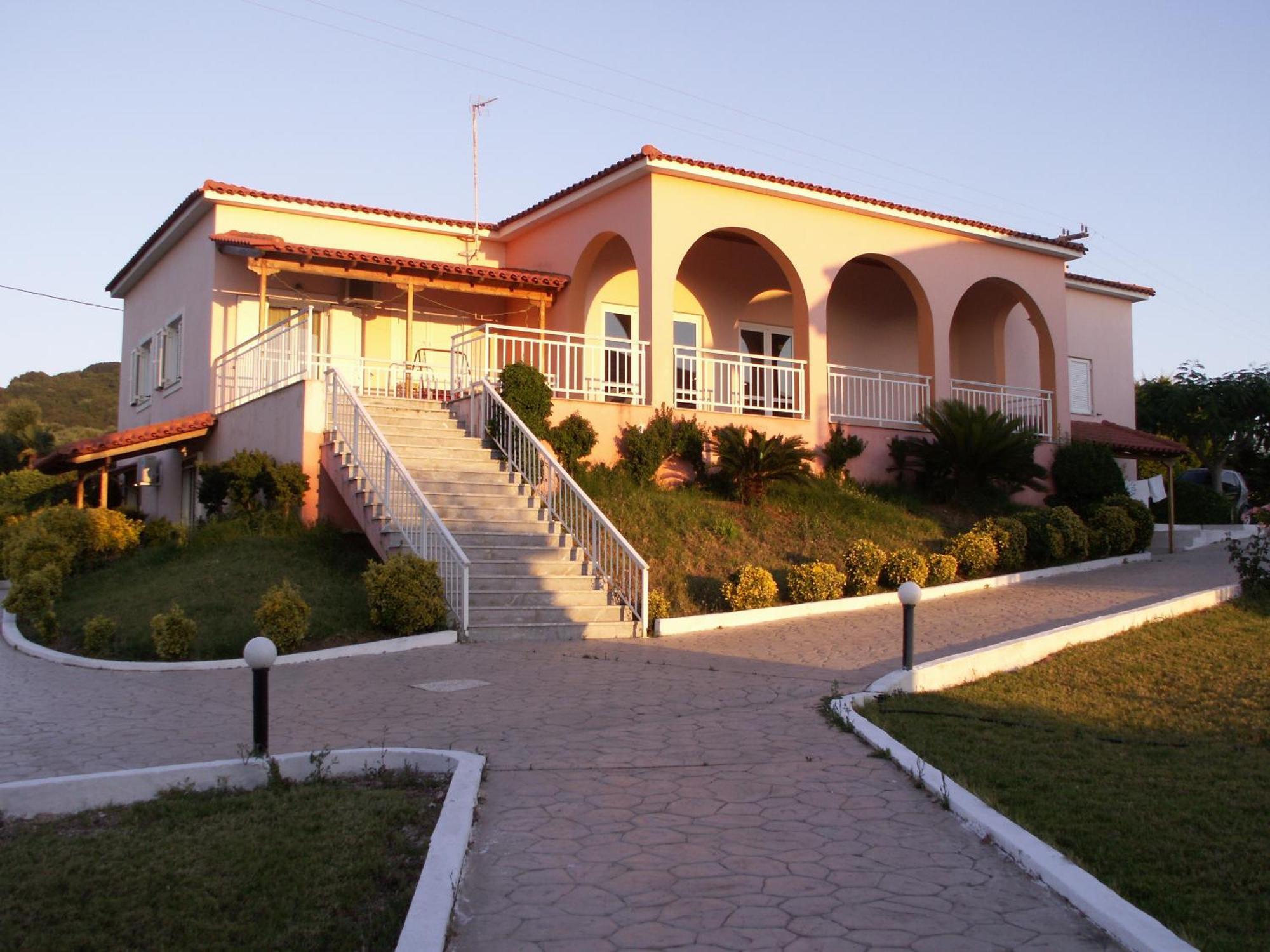 Kastro Beach Hotel Ngoại thất bức ảnh